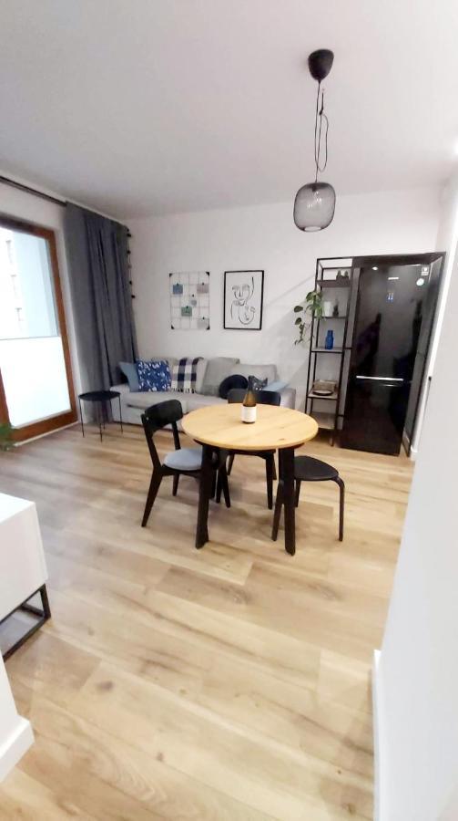 Apartament Zajezdnia Wrzeszcz Gdańsk Exterior foto
